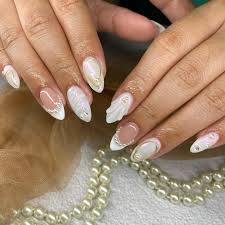 Shell Art (Embossed Nail Art)